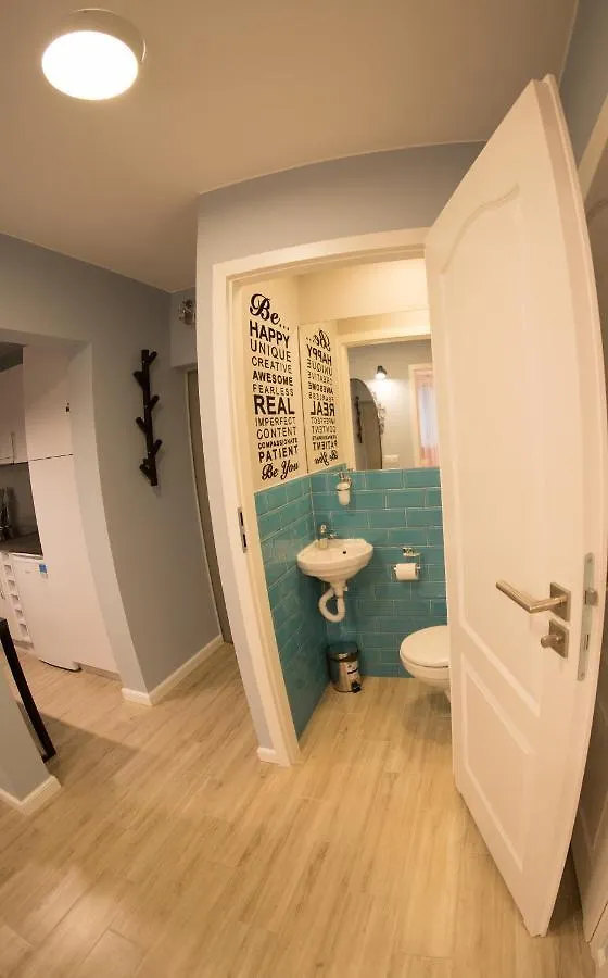 Apartament Hotel Grzybowska 9 ワルシャワ